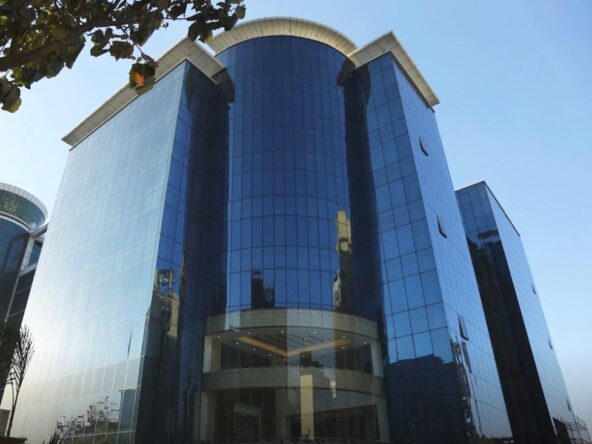 Graphix tower office for rent in sector 62 noida